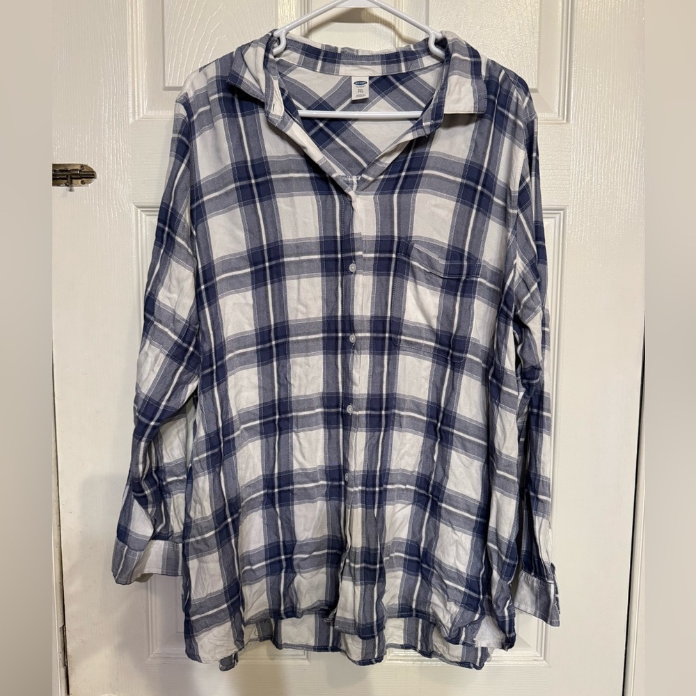 Old Navy Navy and White Plaid Shirt